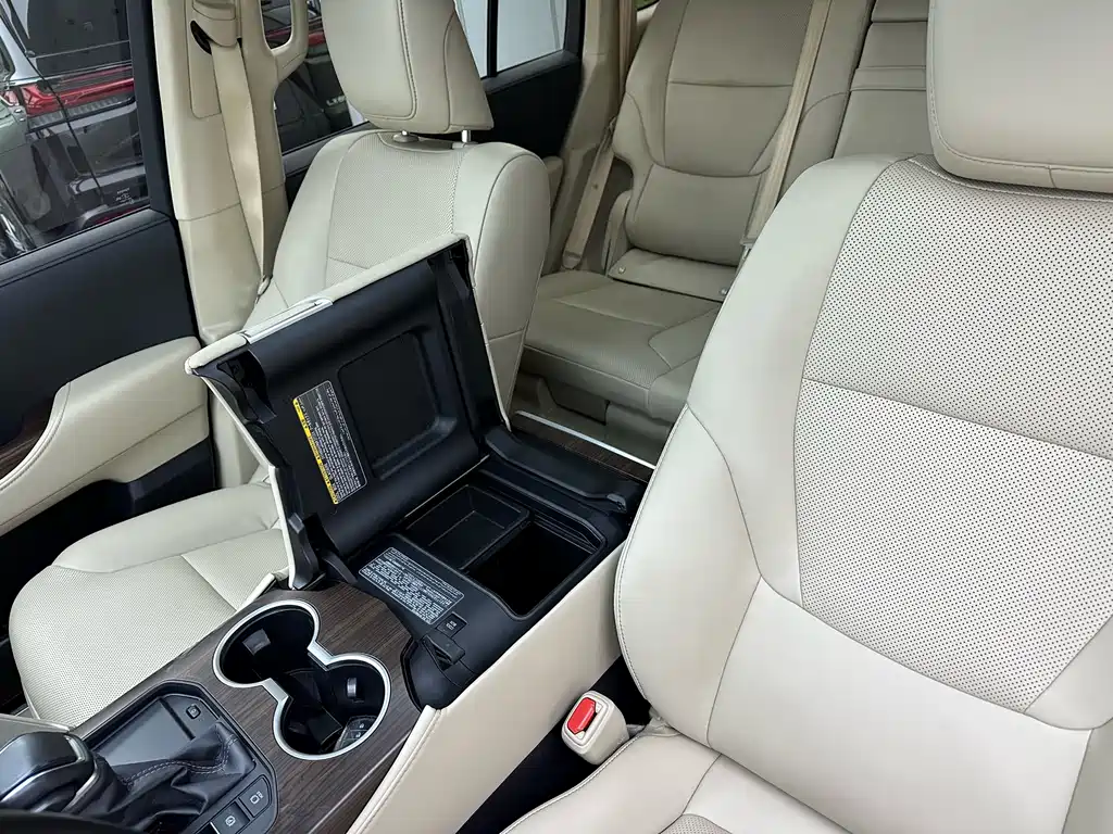 Toyota Land Cruiser 2025 — фото 14