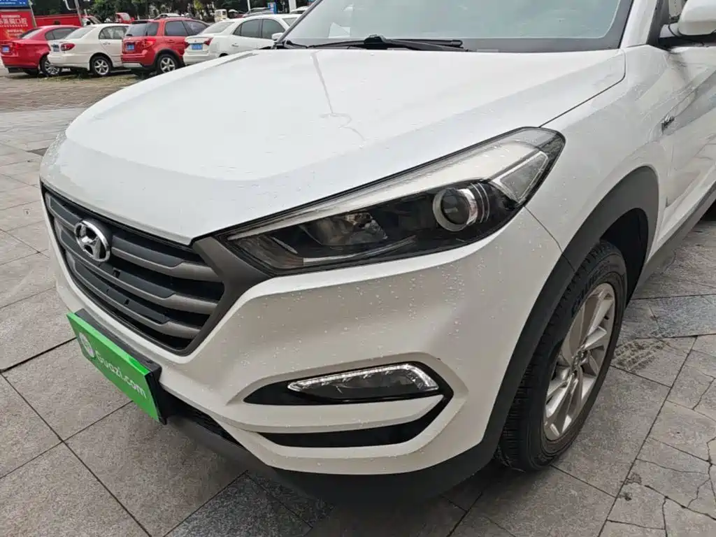 Hyundai Tucson 2015 — фото 24