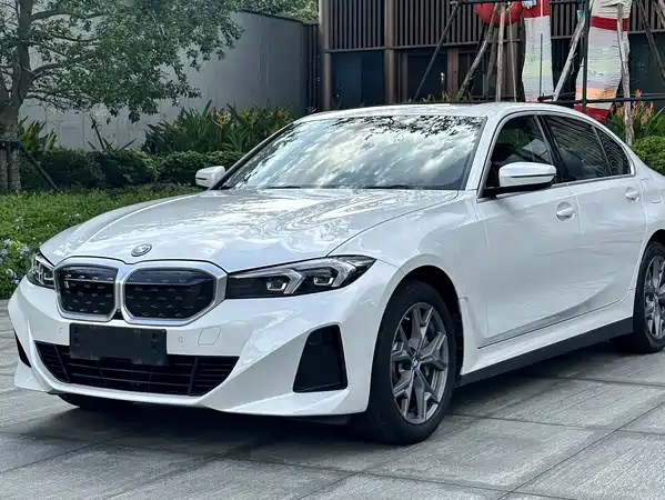 BMW i3 2023