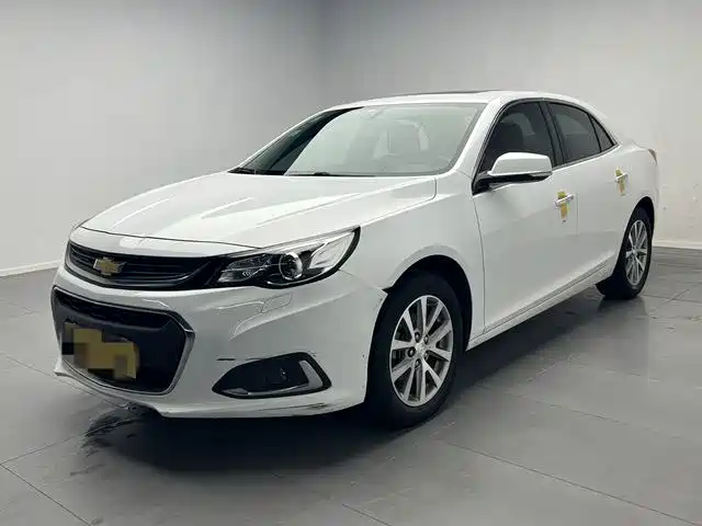 Chevrolet Malibu 2019 — фото 1