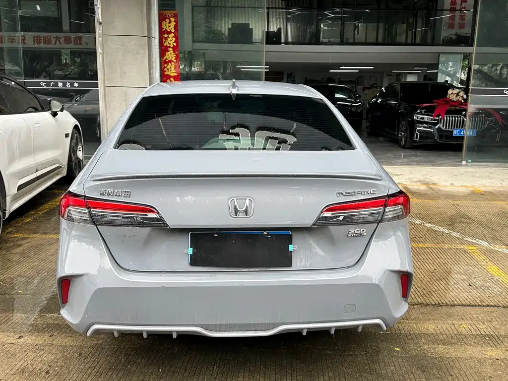 Honda Inspire 2025 — фото 8