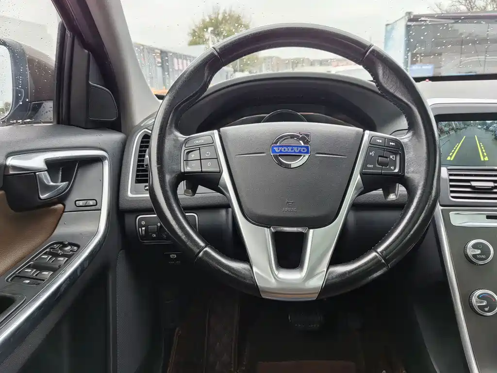 Volvo XC60 2014 — фото 19