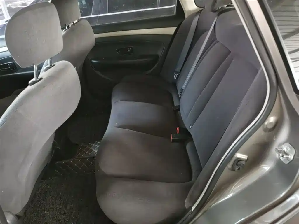 Nissan Sylphy 2019 — фото 17