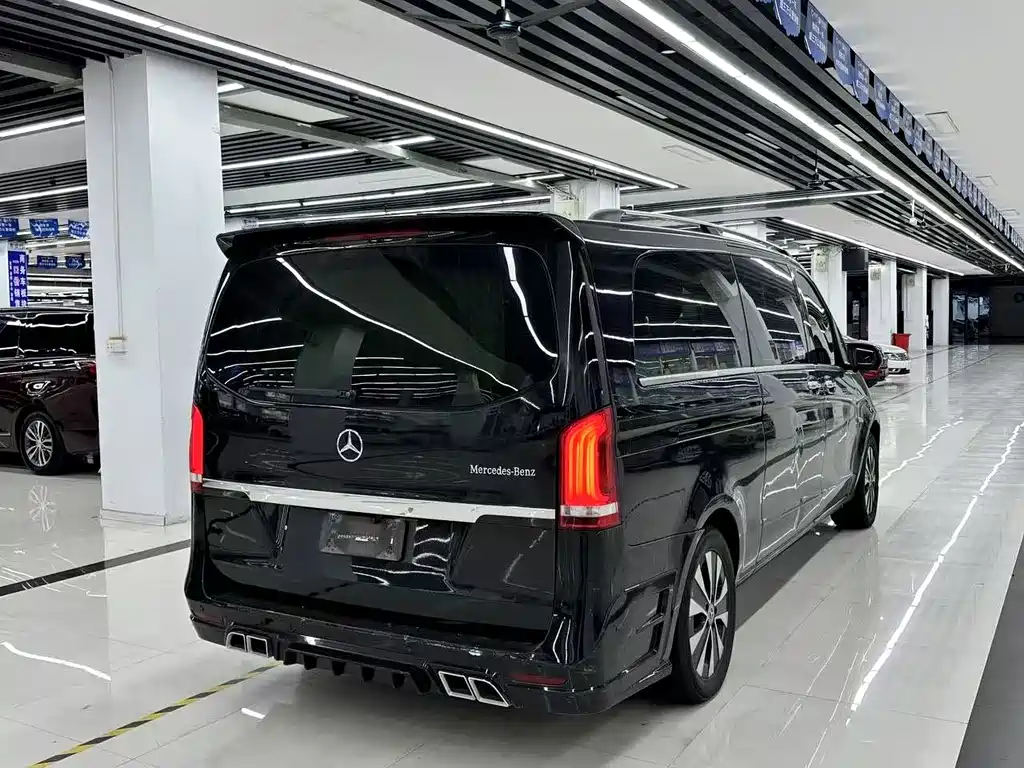 Mercedes-Benz Vito 2022 — фото 9