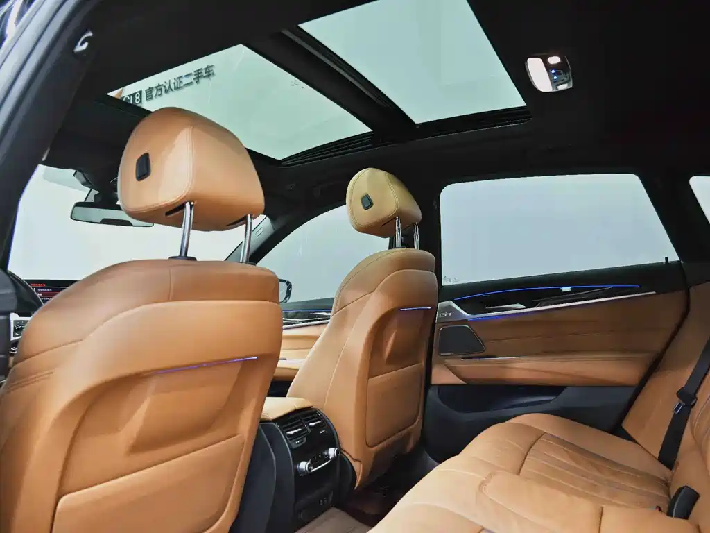 BMW 6 Series GT 2024 — фото 35