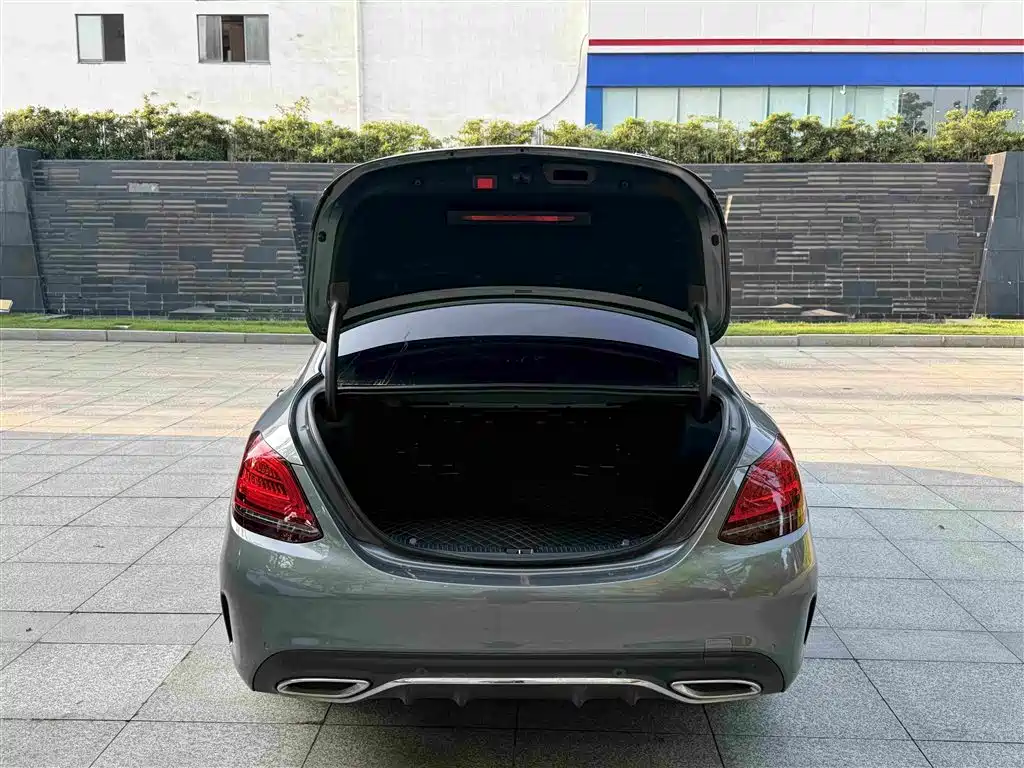 Mercedes-Benz C-Class 2020 — фото 19
