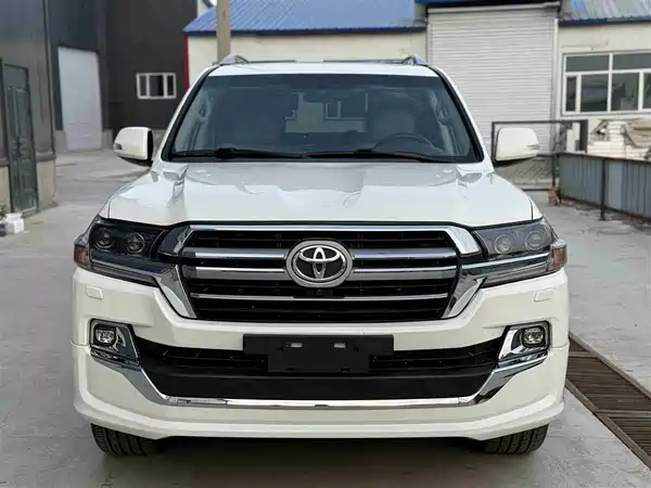 Toyota Land Cruiser 2014