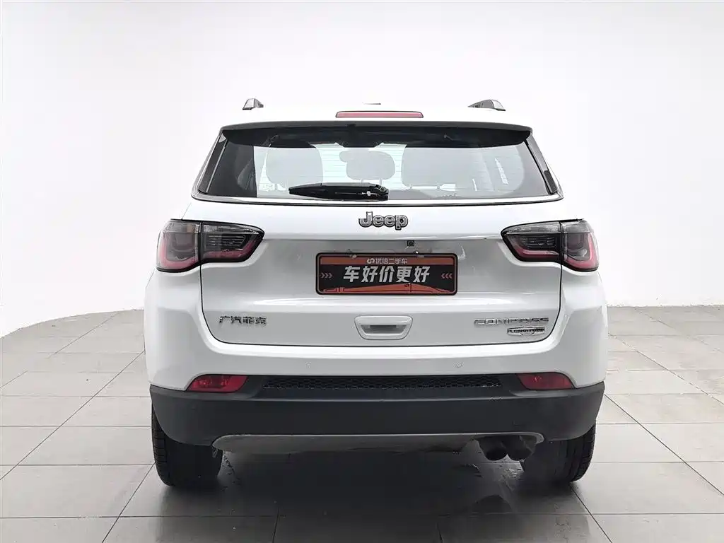 Jeep Compass 2018 — фото 4