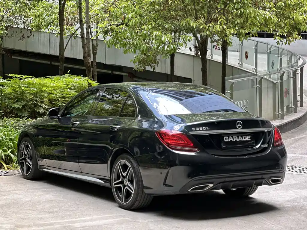 Mercedes-Benz C-Class 2021 — фото 17