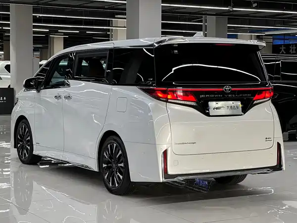 Toyota Vellfire 2024