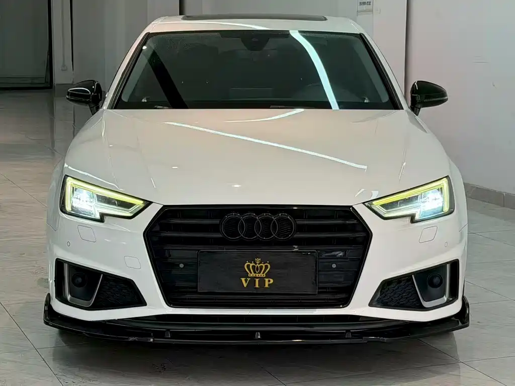 Audi A4L 2019 — фото 2