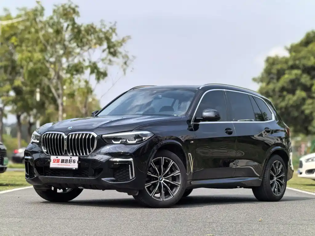 BMW X5 2022 — фото 1