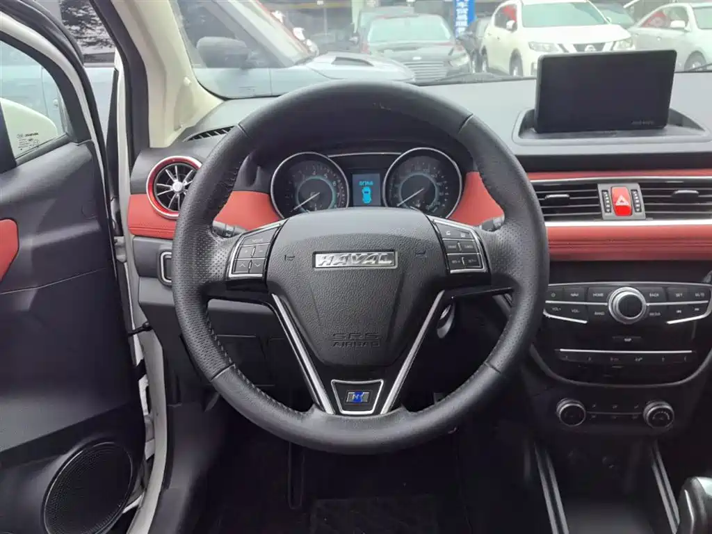 Haval H1 2016 — фото 11