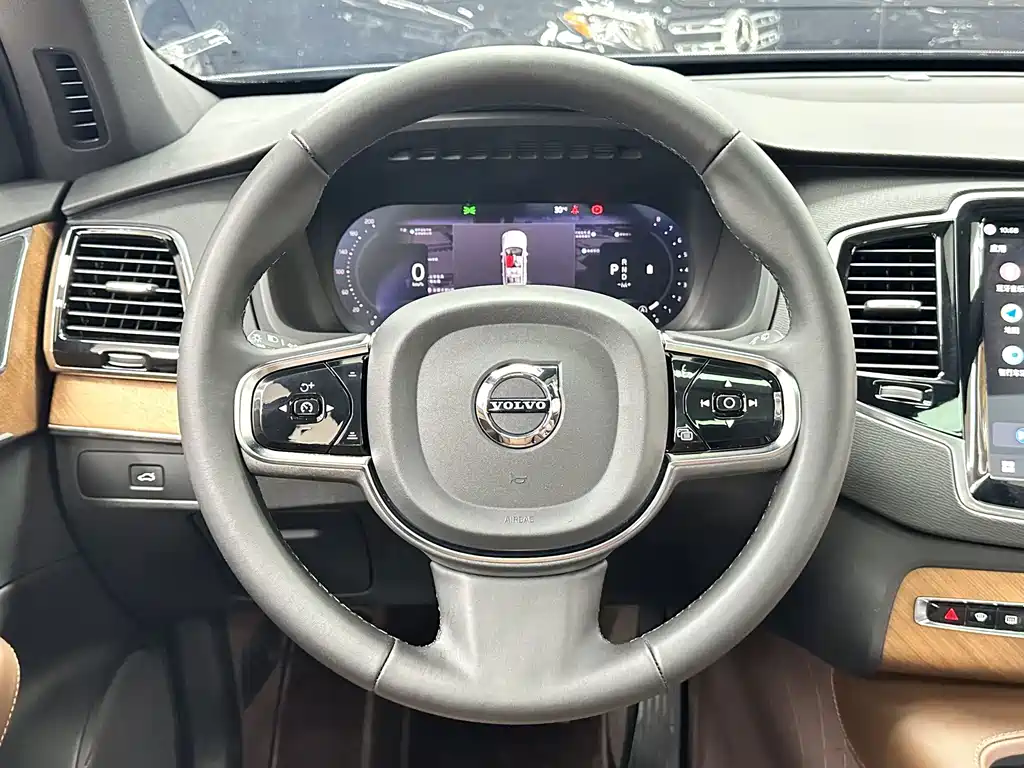 Volvo XC90 2024 — фото 21