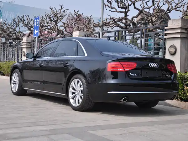 Audi A8 2011