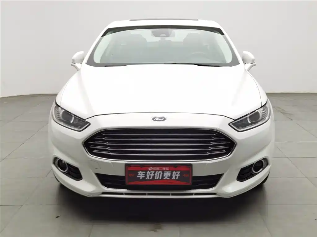 Ford Mondeo 2014 — фото 3