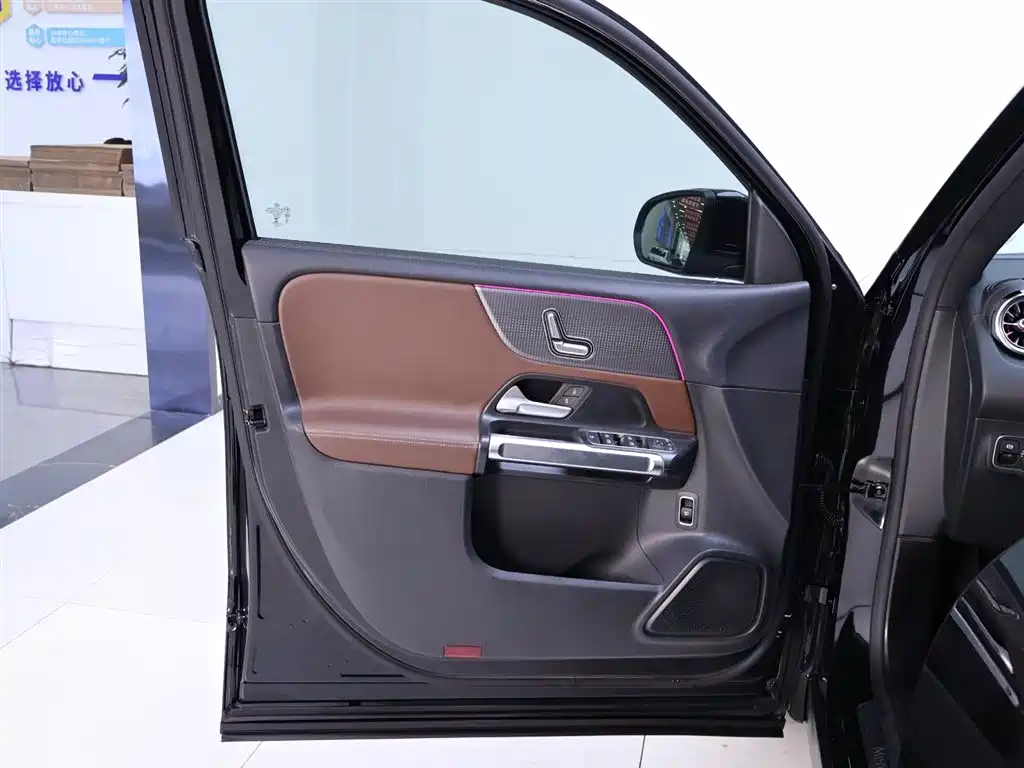 Mercedes-Benz GLB 2020 — фото 18