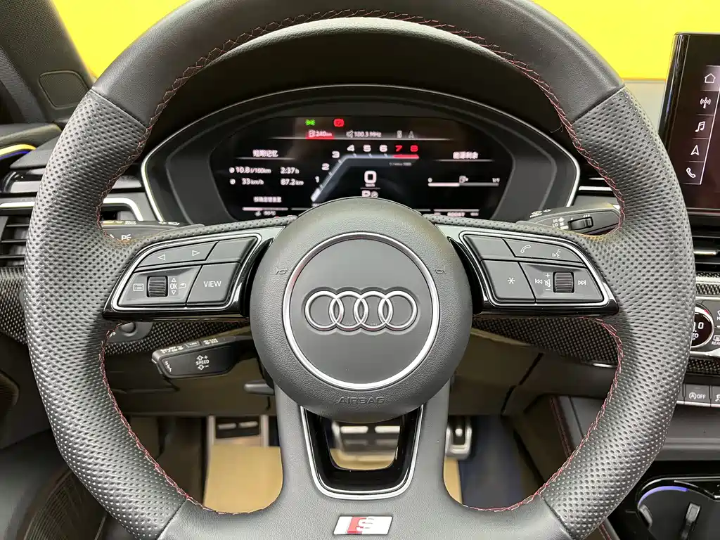 Audi S4 2024 — фото 10