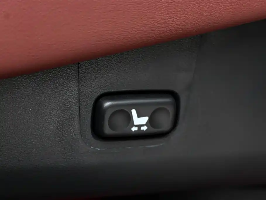 Lexus LX 2022 — фото 27
