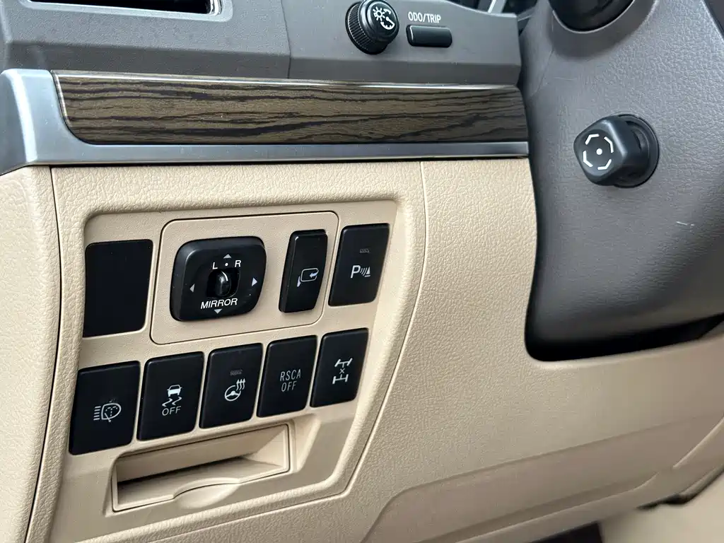 Toyota Land Cruiser 2014 — фото 22