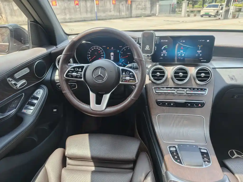 Mercedes-Benz GLC 2020 — фото 11