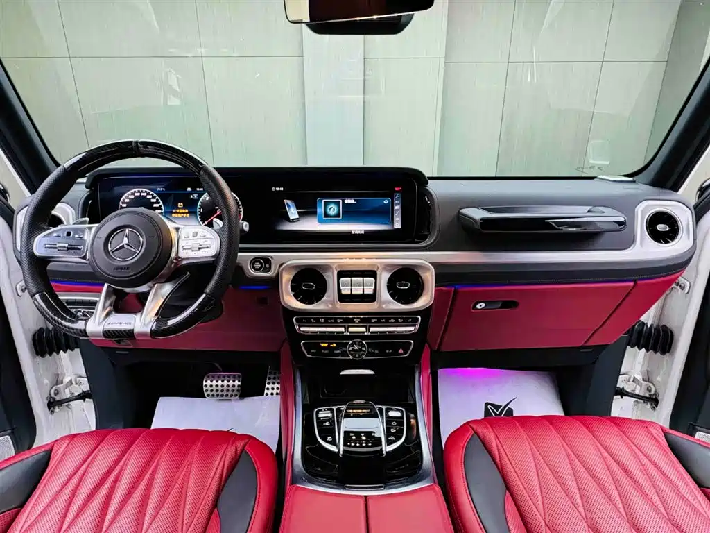 Mercedes-Benz G-Class 2024 — фото 10