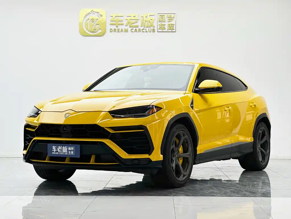Lamborghini Urus 2023 — фото 1