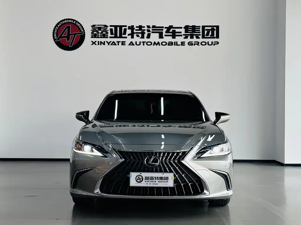 Lexus ES 2023 — фото 2