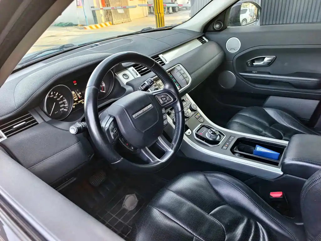 Land Rover Evoque 2014 — фото 12