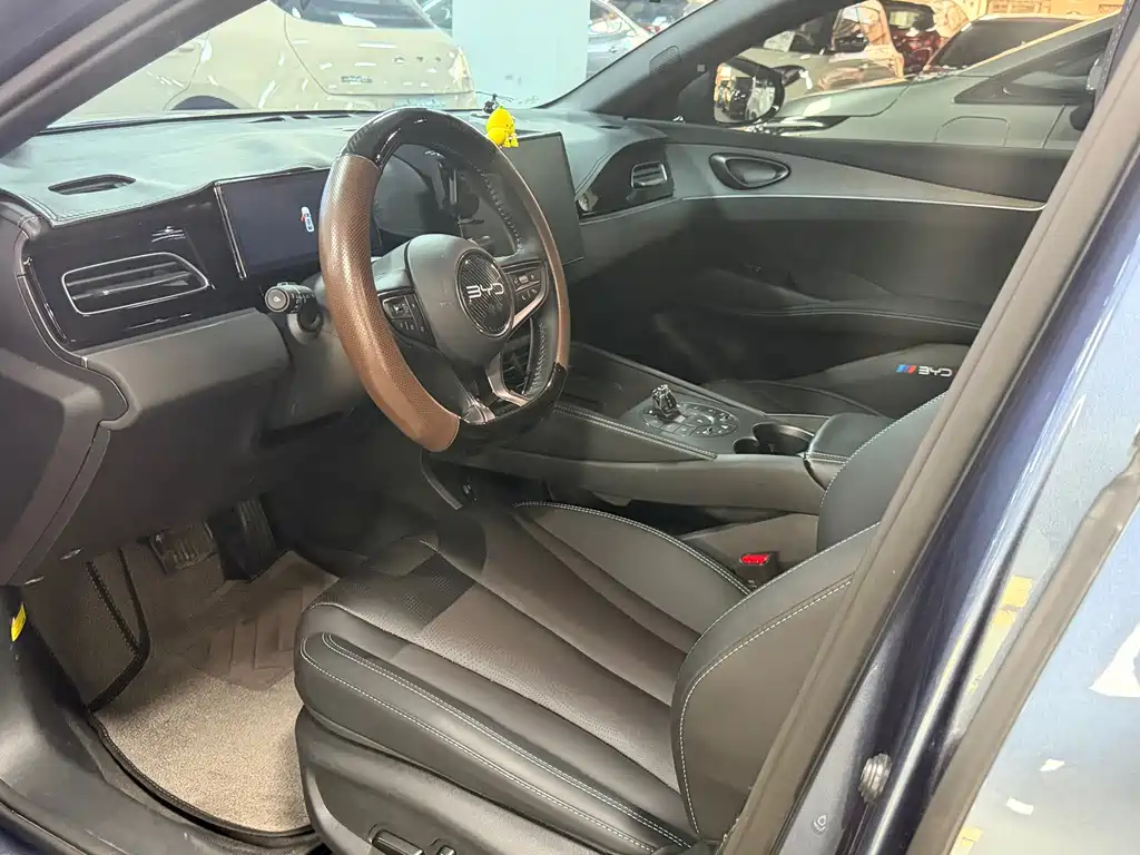 BYD Seal 06 2025