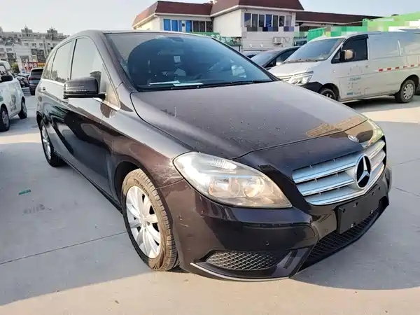 Mercedes-Benz B-Class 2012