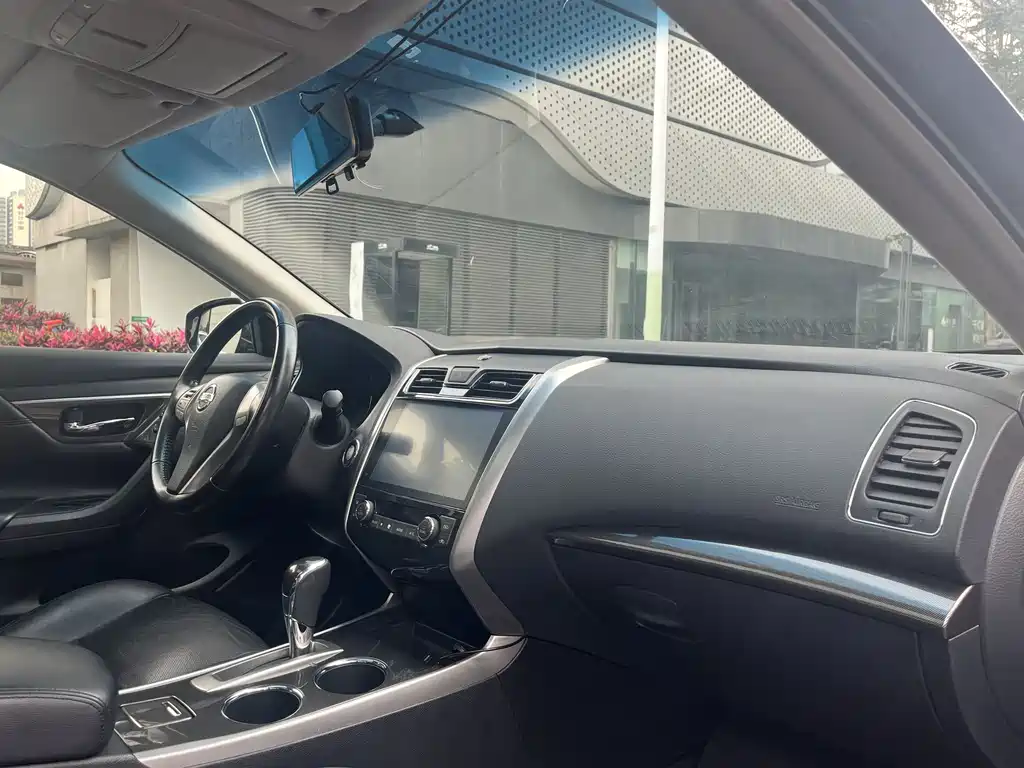 Nissan Teana 2016 — фото 23