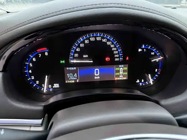 Cadillac XTS 2015