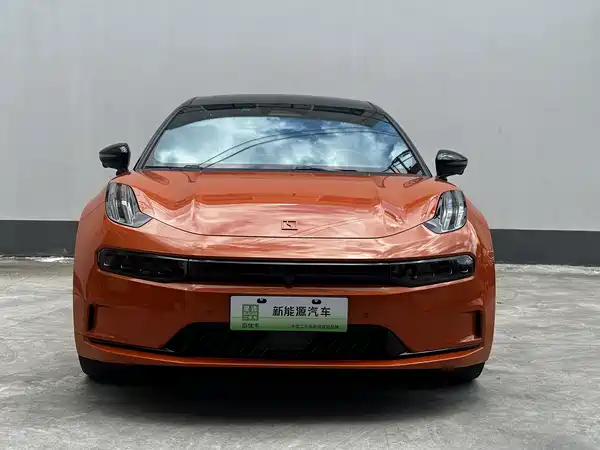 Zeekr 001 2024