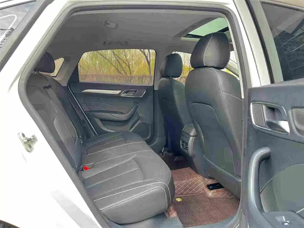 Roewe i6 Classic 2021 — фото 12
