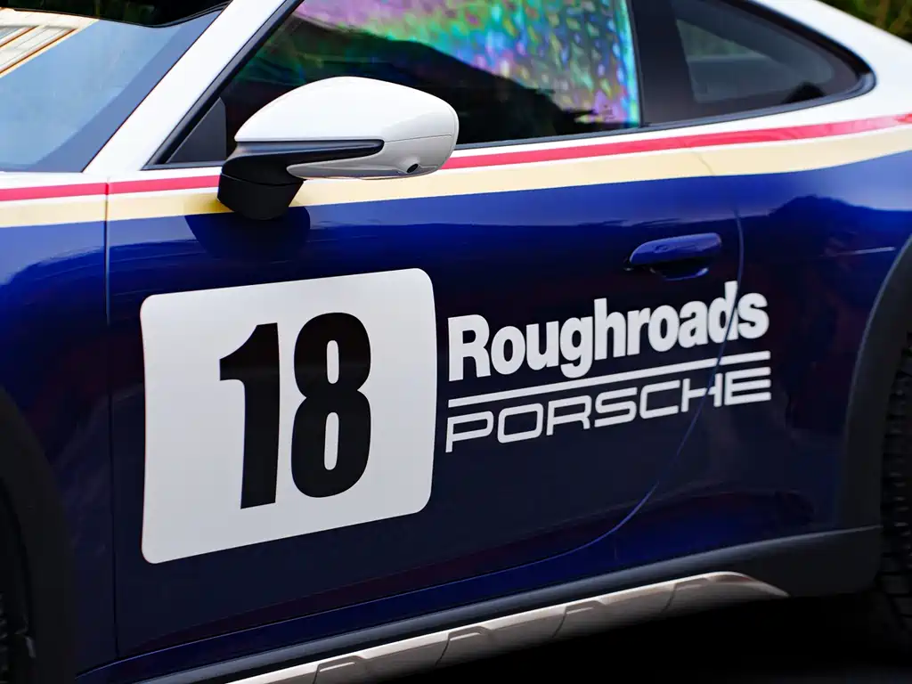 Porsche 911 2025 — фото 15