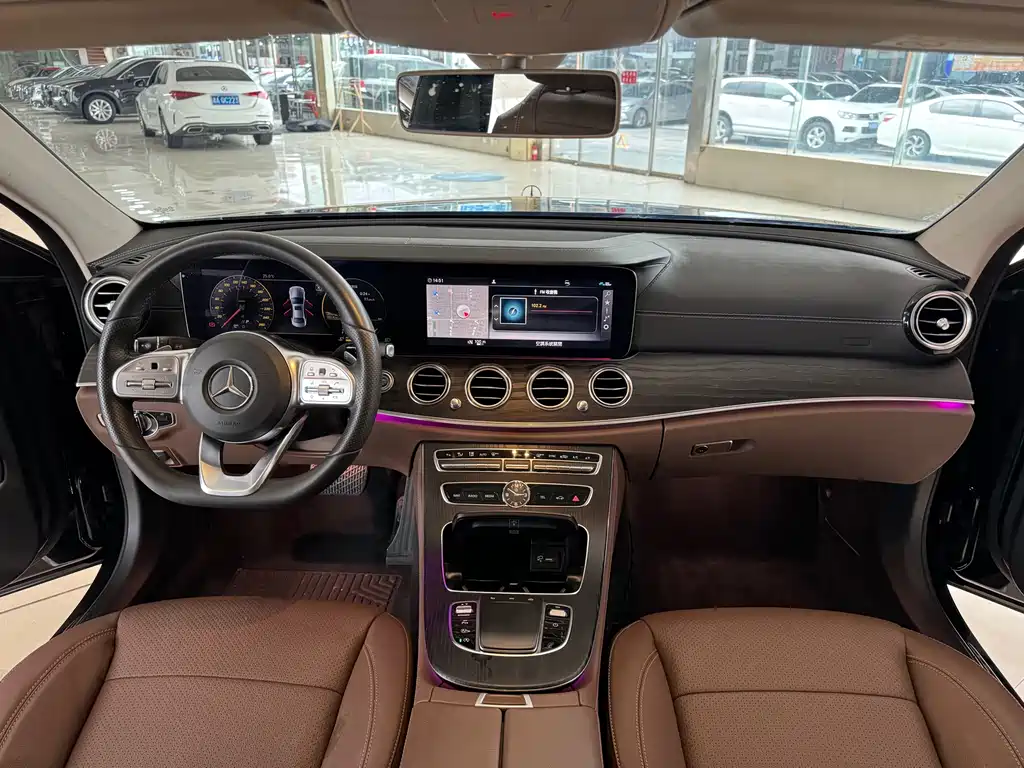 Mercedes-Benz E-Class 2020 — фото 9