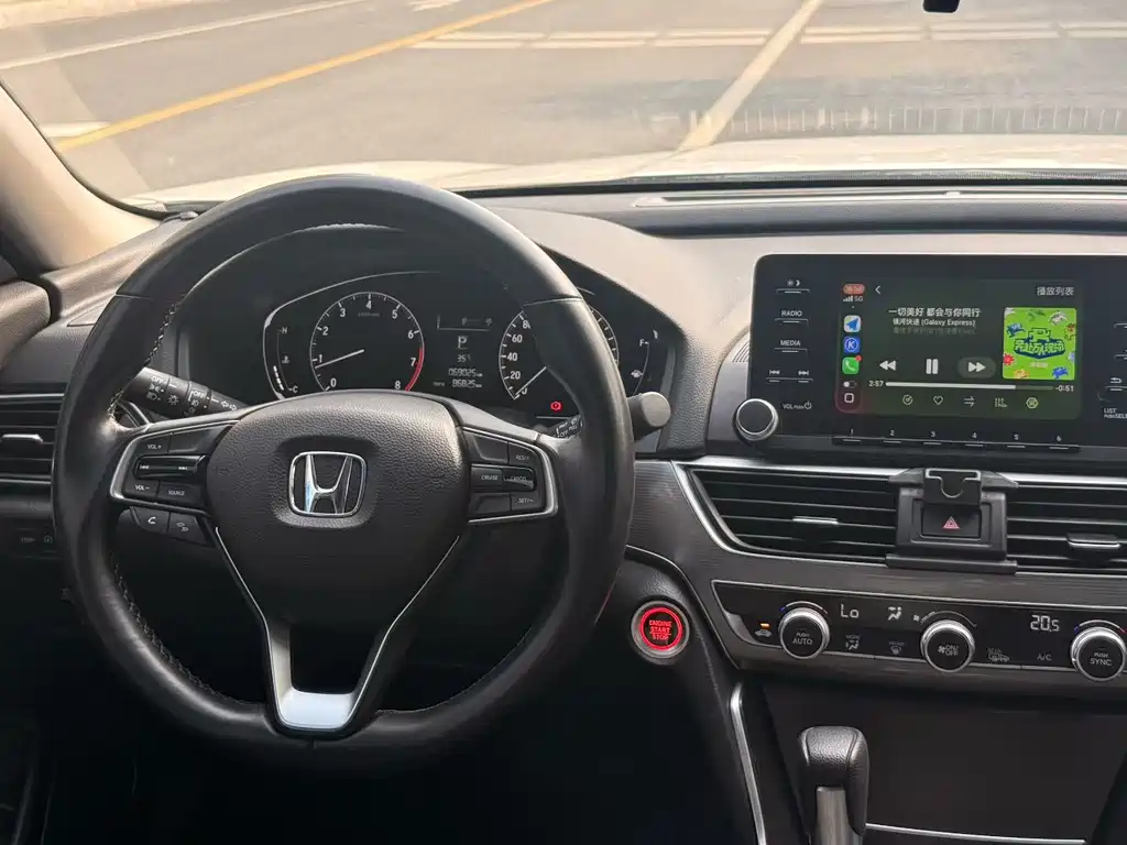 Honda Accord 2020 — фото 9
