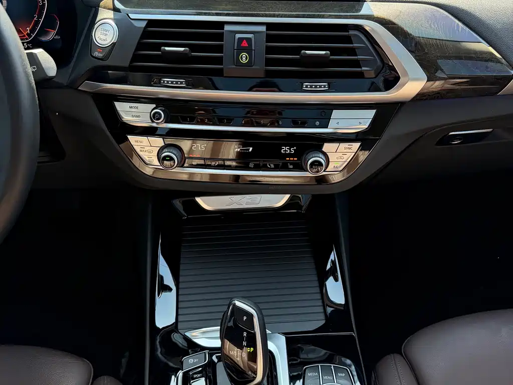 BMW X3 2021 — фото 23