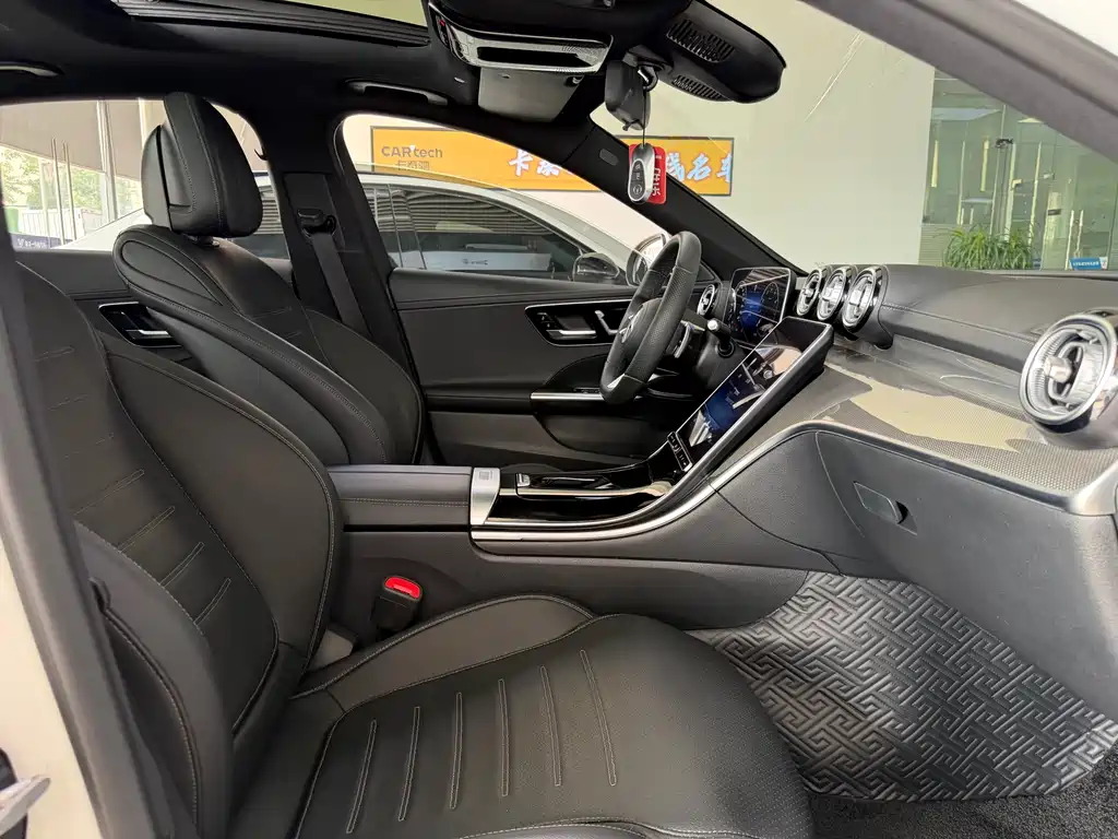 Mercedes-Benz C-Class 2022 — фото 9