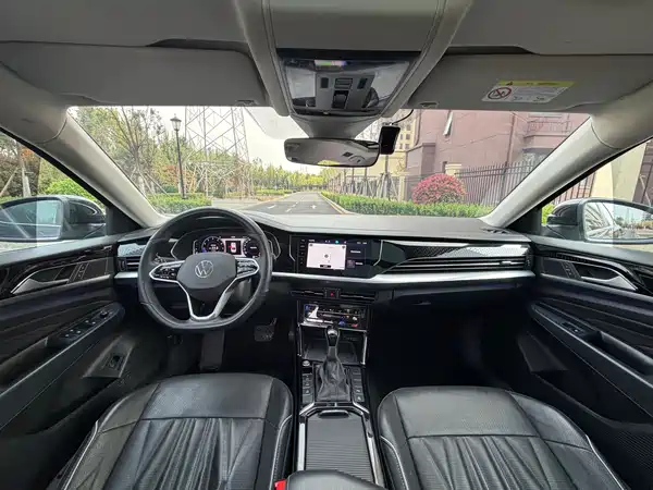 Volkswagen Passat 2023