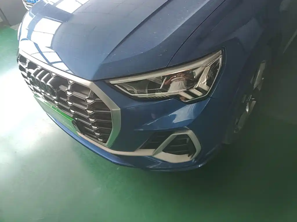 Audi Q3 2020 — фото 24