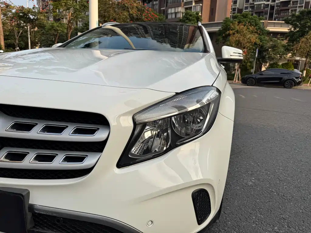 Mercedes-Benz GLA 2017 — фото 15