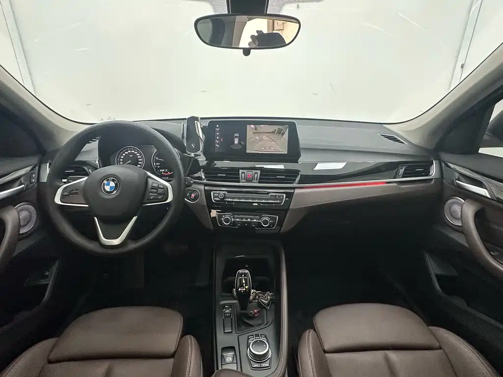 BMW X1 2022 — фото 12
