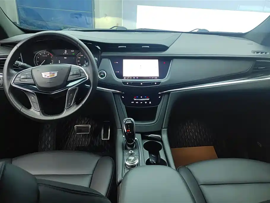 Cadillac XT5 2020 — фото 12