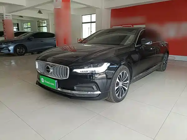 Volvo S90 2022
