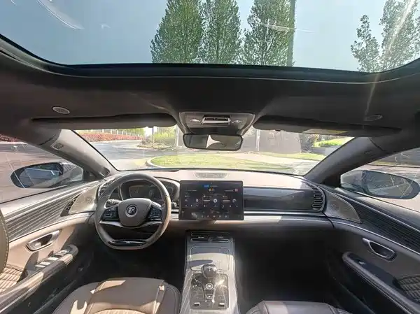 BYD Han 2024
