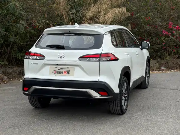 Toyota Frontlander 2022