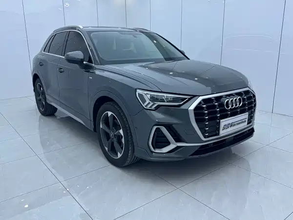Audi Q3 2022