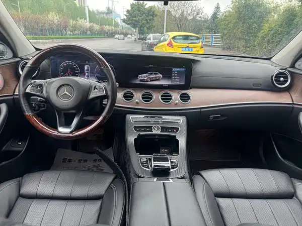 Mercedes-Benz E-Class 2017